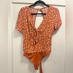 ABERCROMBIE short sleeve bodysuit